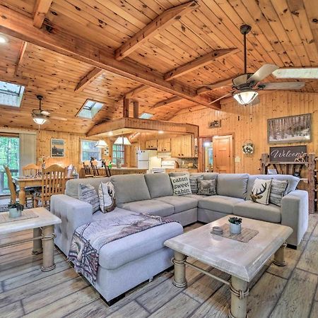 Cozy Lake Toxaway Cabin With Deck, Fire Pit And Grill! Exteriér fotografie