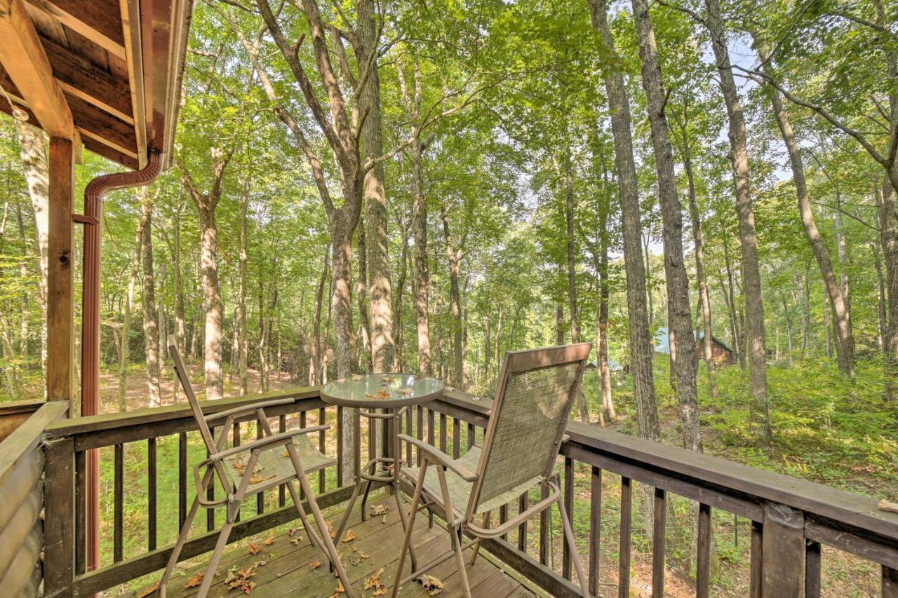 Cozy Lake Toxaway Cabin With Deck, Fire Pit And Grill! Exteriér fotografie
